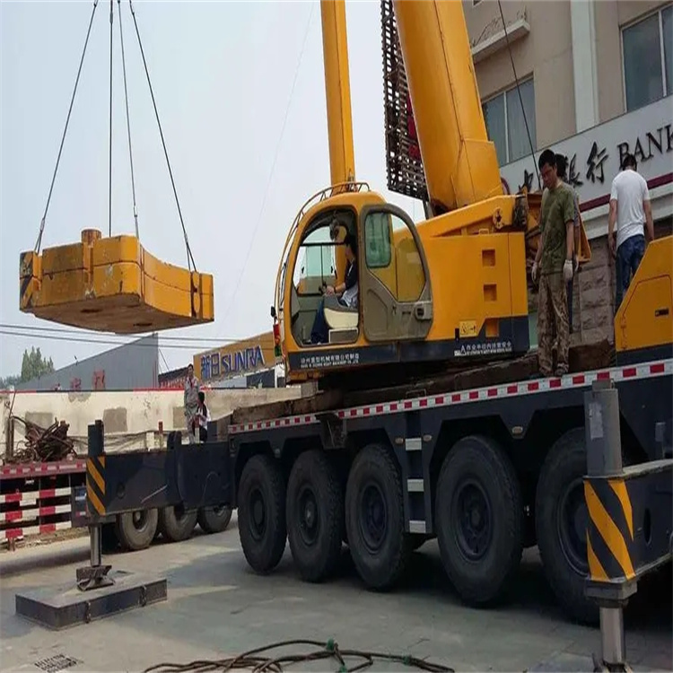 如皋当地吊车出租|机器吊装|75吨|工厂搬迁服务